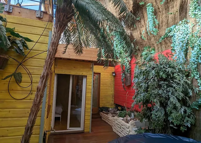 Maison De Village, Jacuzzi, Salle Cinema