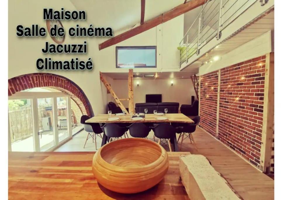 Holiday home Maison De Village, Jacuzzi, Salle Cinema *