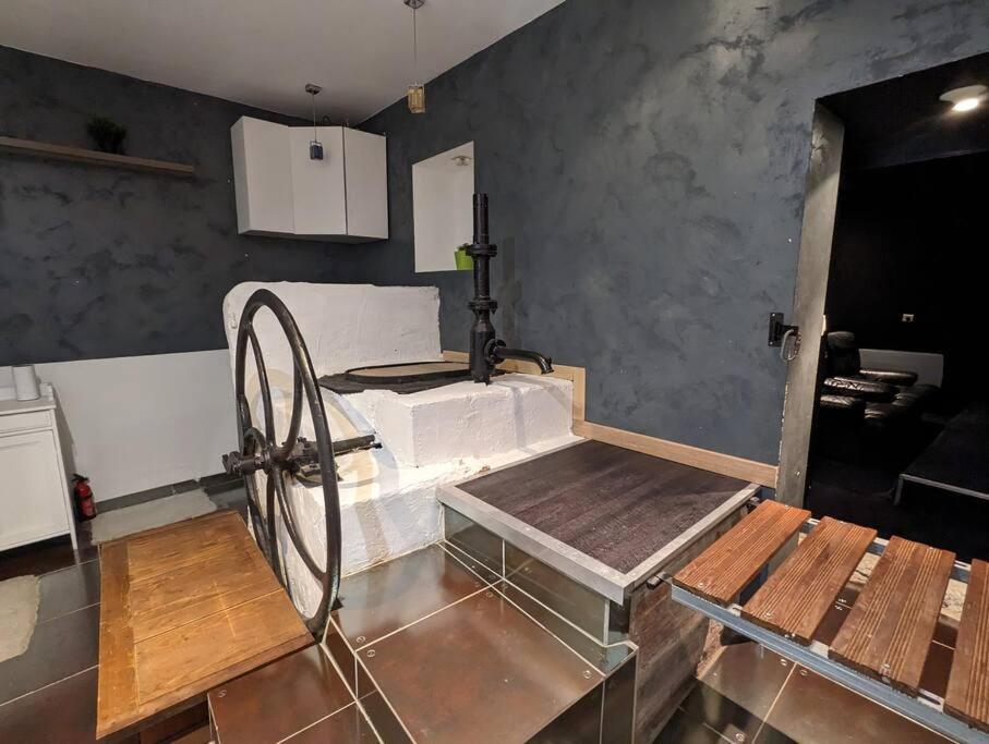 Maison De Village, Jacuzzi, Salle Cinema *
